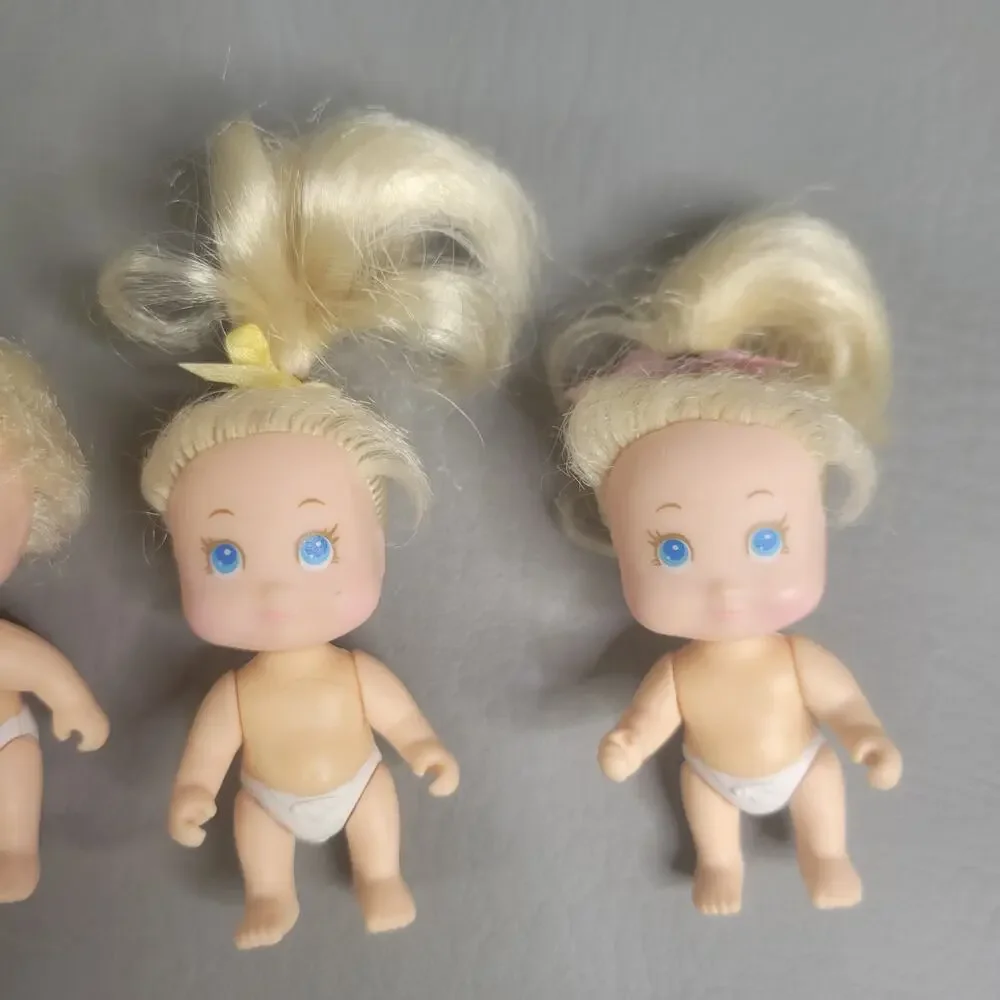 Tyco Quints Set of 5 Tiny Baby Dolls 1990 Vintage Bunting Sleeping Bag